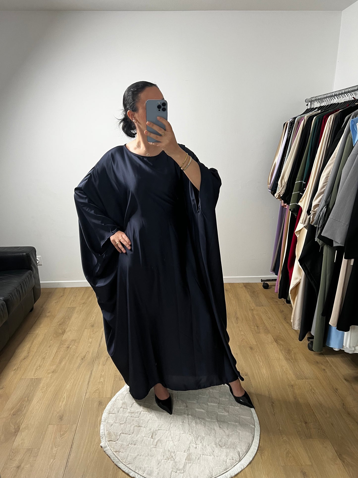 Robe Elégante à Manches Chauve-souris En Satin