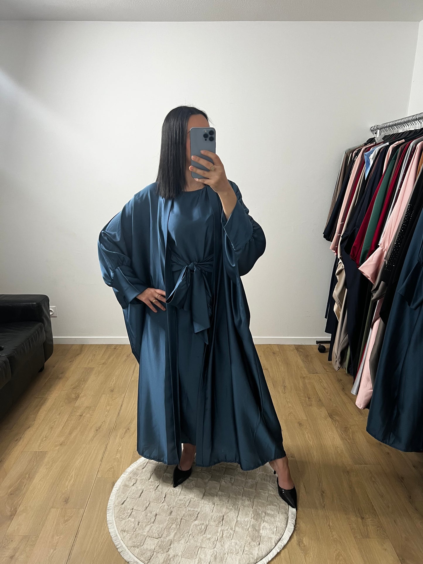 Ensemble Deux Pièces Robe Ceinture Intégré et Kimono "Chauve Souris" En Satin