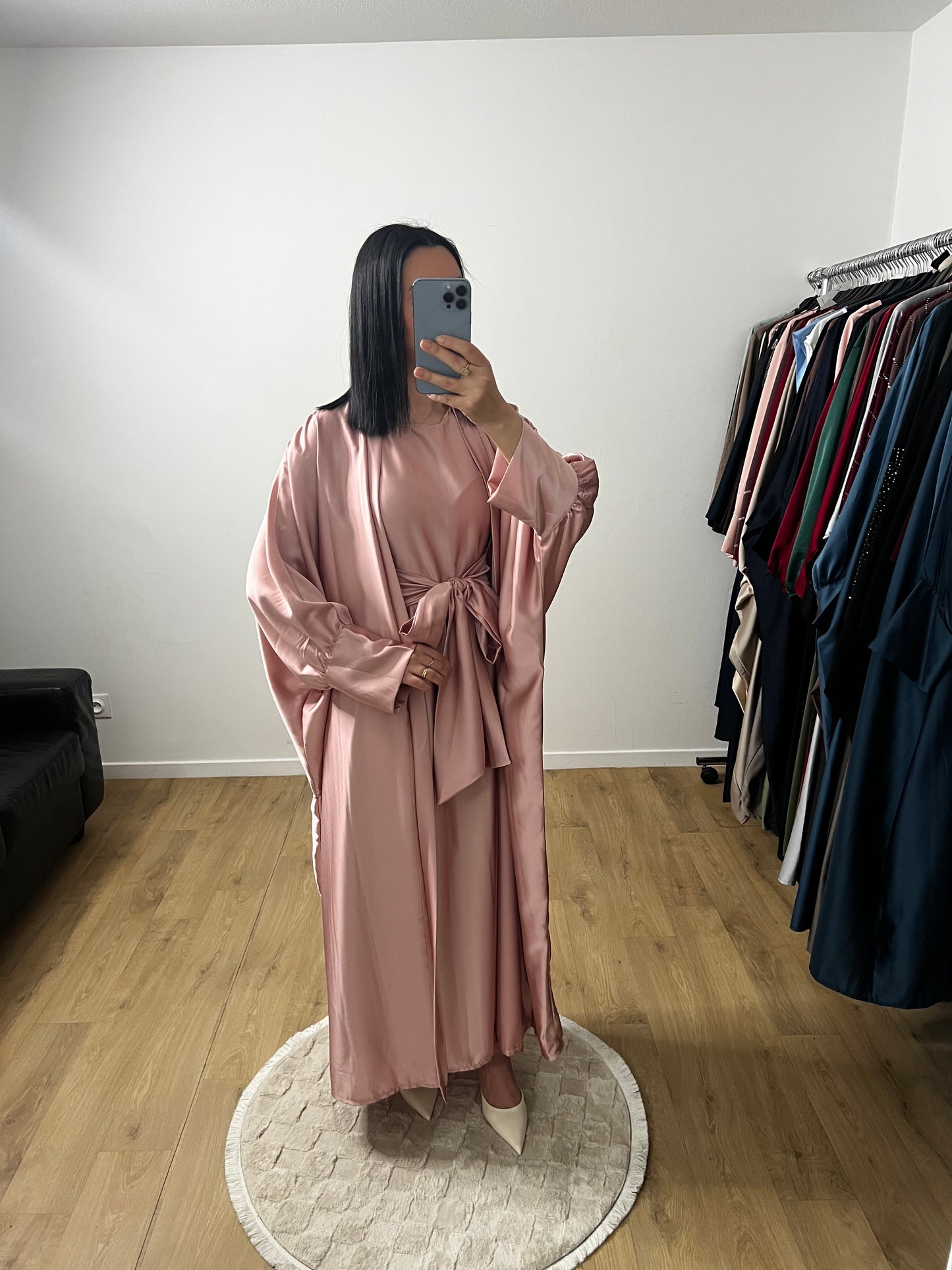 Ensemble Deux Pièces Robe Ceinture Intégré et Kimono "Chauve Souris" En Satin