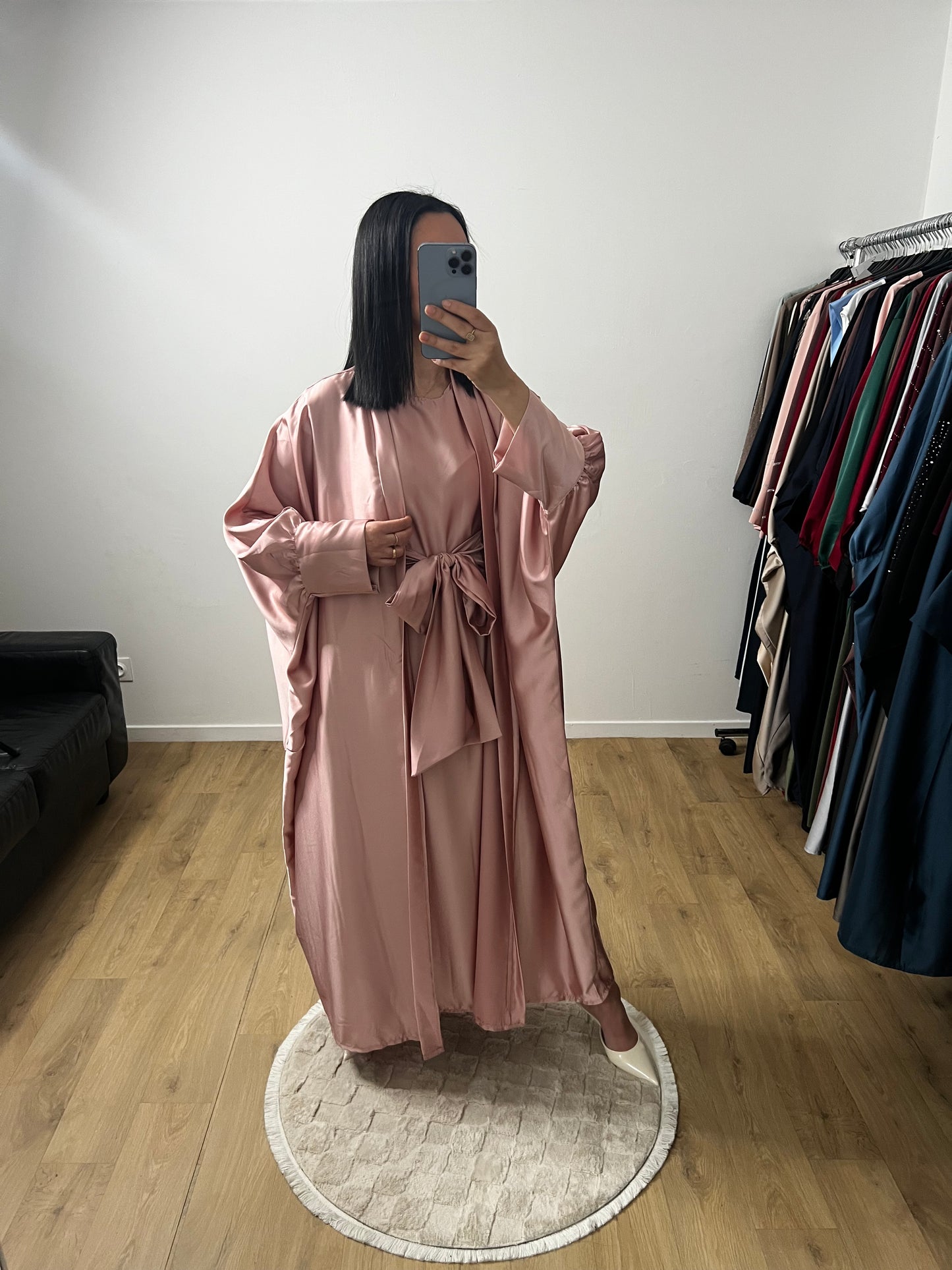 Ensemble Deux Pièces Robe Ceinture Intégré et Kimono "Chauve Souris" En Satin