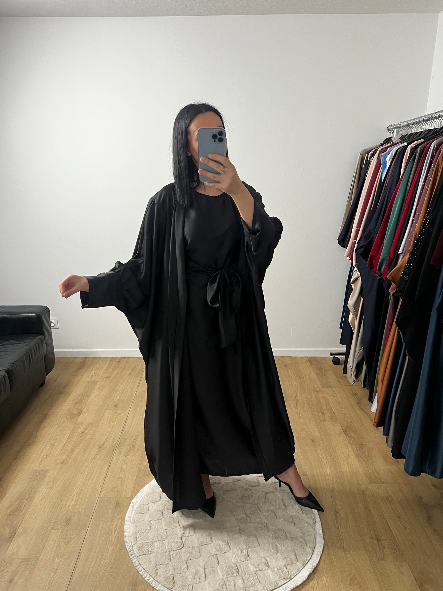 Ensemble Deux Pièces Robe Ceinture Intégré et Kimono "Chauve Souris" En Satin