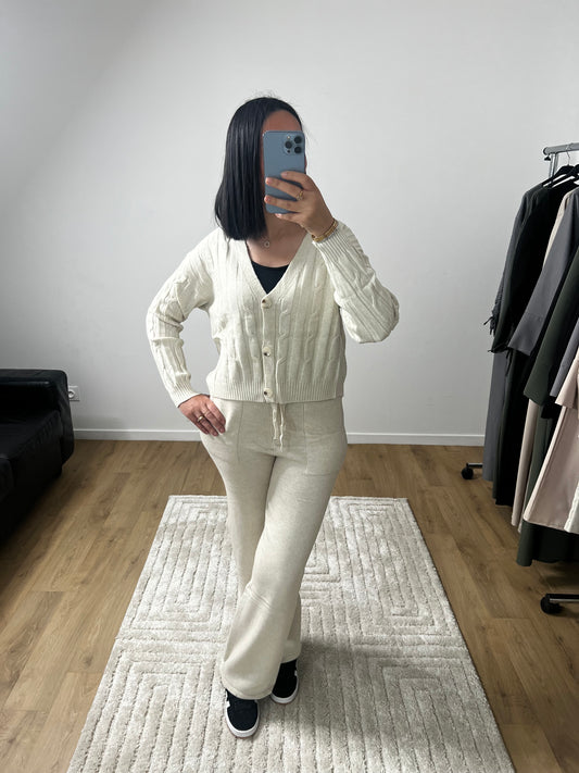 Ensemble femmes, gilet à boutonnage simple et d'un pantalon