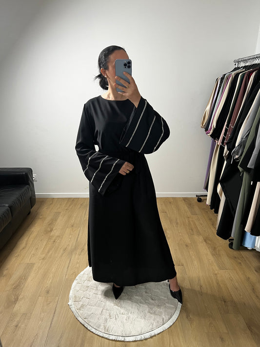 Robe Abaya En Soie Manches Évasée Brodée