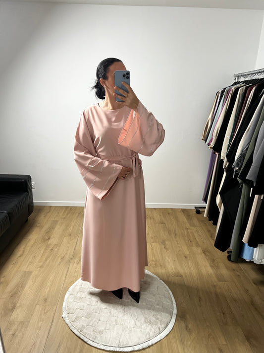 Robe Abaya En Soie Manches Évasée Brodée