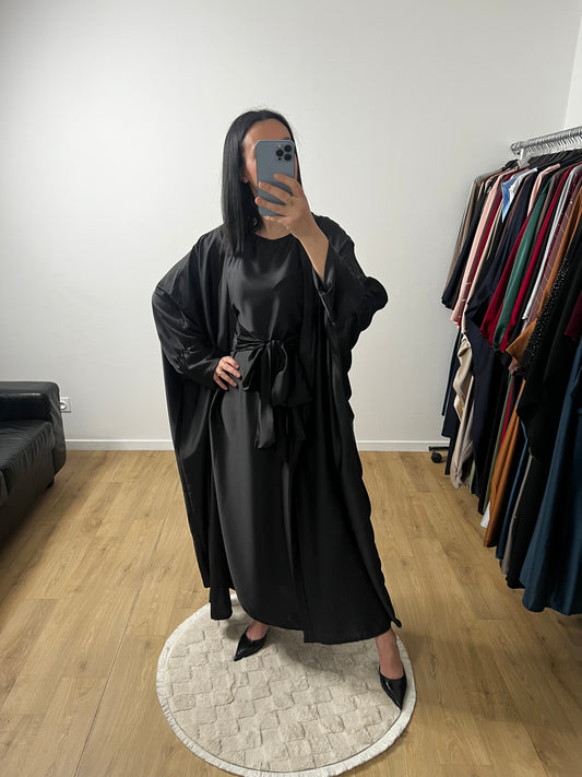 Ensemble Deux Pièces Robe Ceinture Intégré et Kimono "Chauve Souris" En Satin