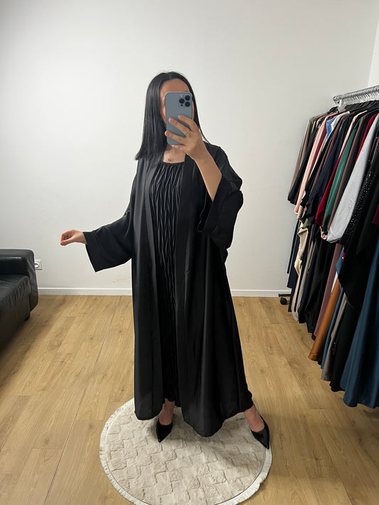Deux Pièces Robe Plissée et Kimono "Chauve Souris" En Satin