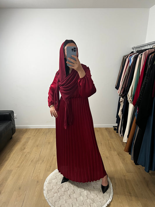 Robe en Satin Plissée avec Foulard Intégrée
