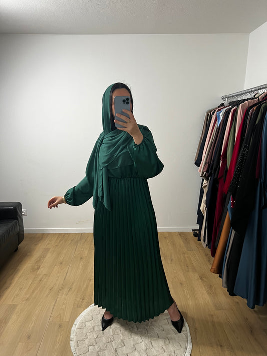 Robe en Satin Plissée avec Foulard Intégrée